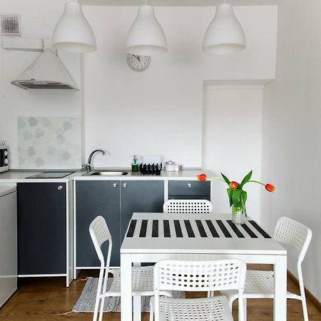 Kamienica Apartment Uniejow Luaran gambar
