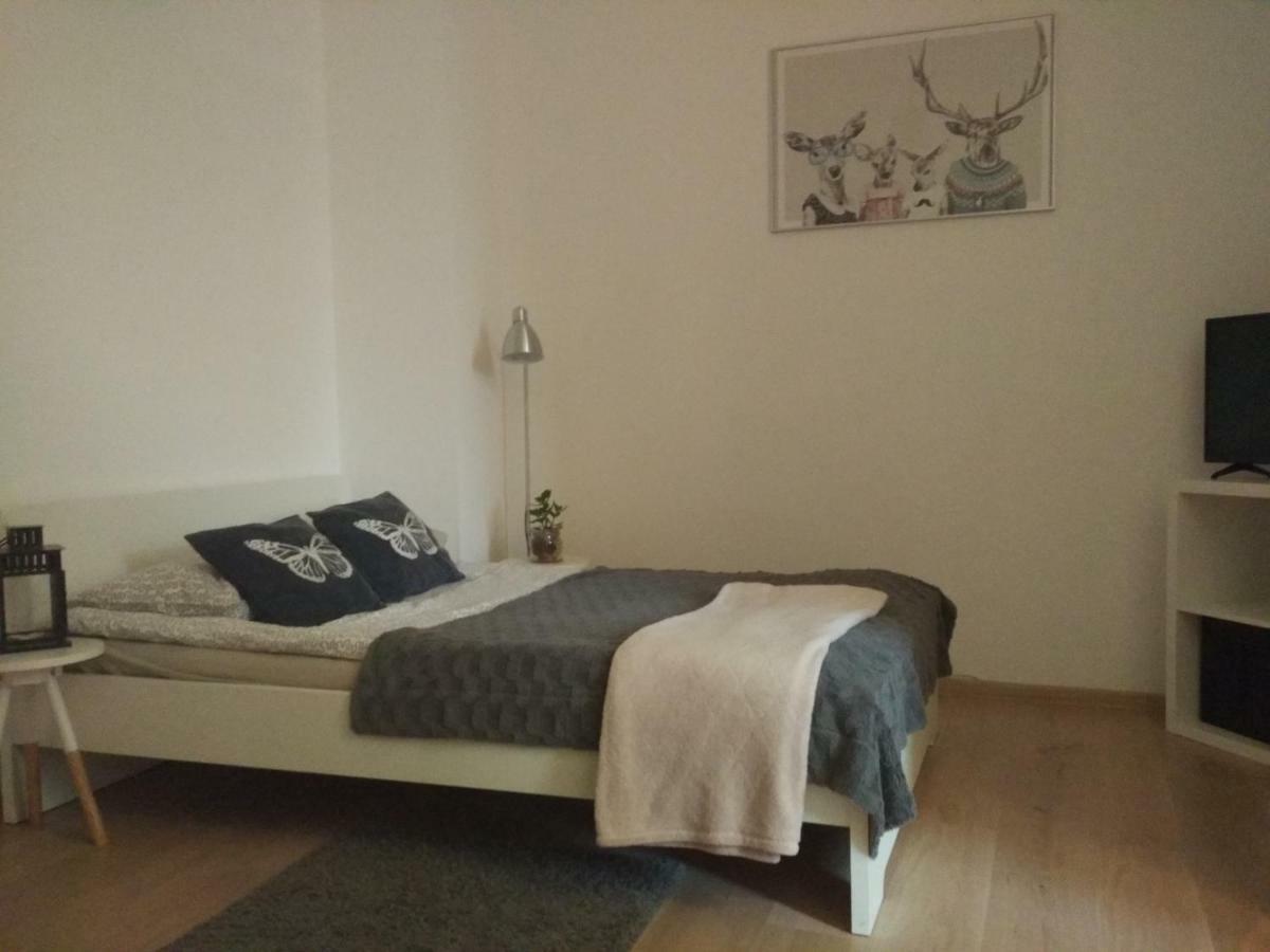 Kamienica Apartment Uniejow Luaran gambar