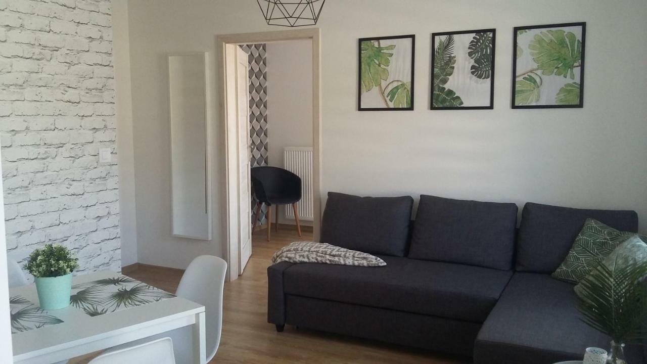 Kamienica Apartment Uniejow Luaran gambar
